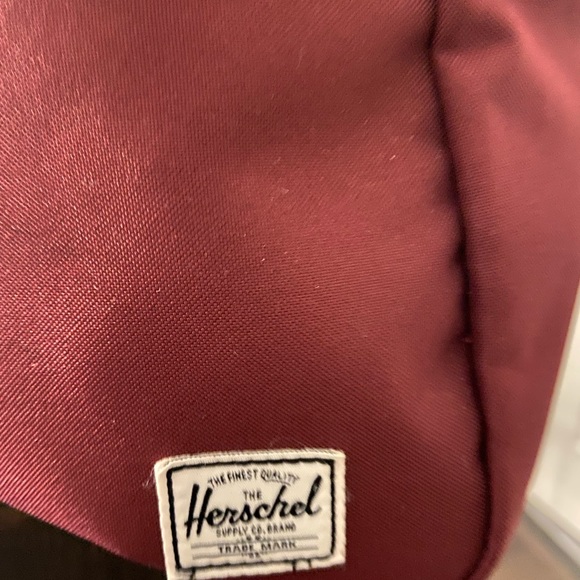 Herschel backpack - Picture 2 of 13